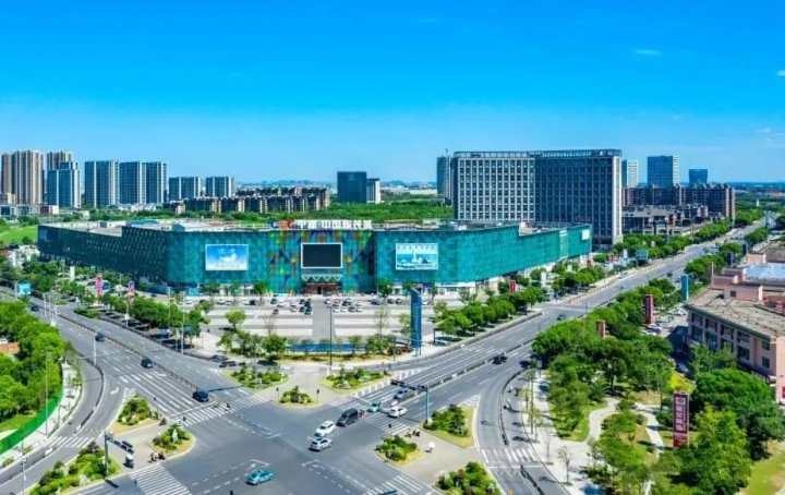 中國(guó)商品市場(chǎng)百?gòu)?qiáng)新鮮出爐！平湖中國(guó)服裝城上榜