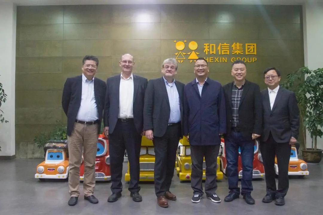 打破“富不過(guò)三代”魔咒，30多歲的男人賣玩具，火到國(guó)外