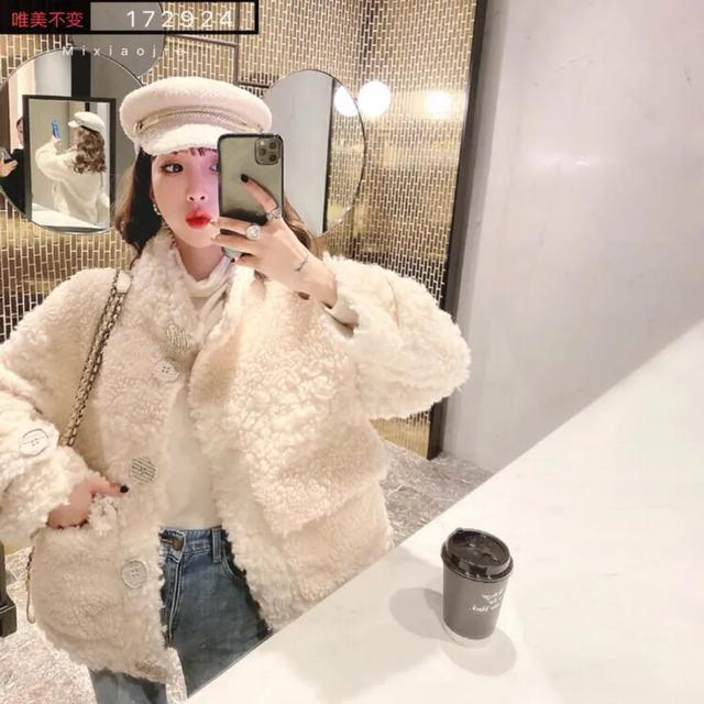 男女鞋，女裝童鞋，全部廠家一手貨源，花最少的錢買到滿意的東西