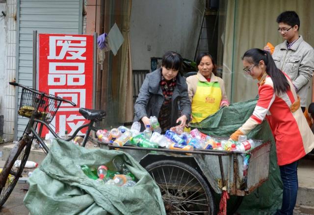 peek廢品塑料多少錢(qián)一公斤，pe材料多少錢(qián)一公斤？