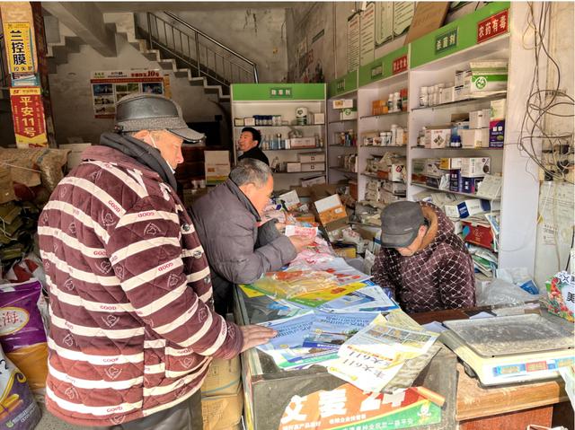 想開(kāi)個(gè)農(nóng)資店從哪里進(jìn)貨?。ㄏ腴_(kāi)個(gè)農(nóng)資店從哪里進(jìn)貨好）