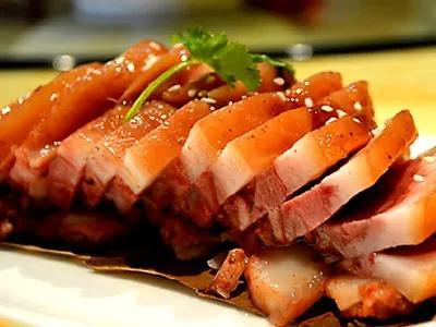 熟豬頭肉批發(fā)5元一斤多少塊，熟豬頭肉批發(fā)5元一斤多少個