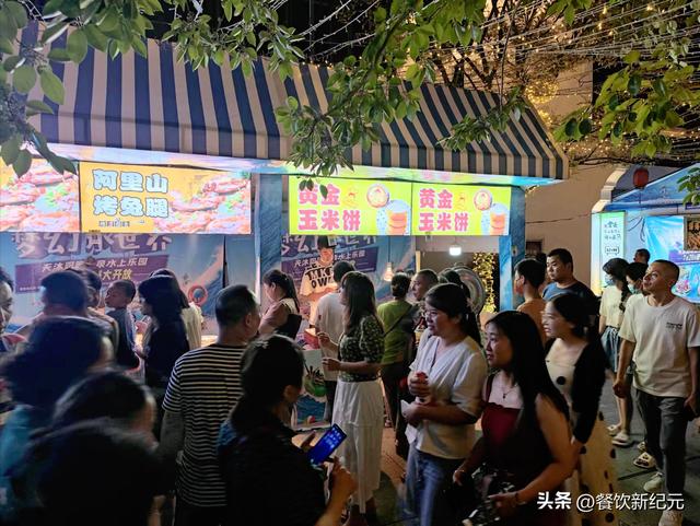 地攤小吃排行榜最火爆的?？?，地攤小吃排行榜最火爆的學(xué)校