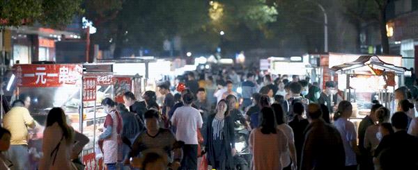 附近的地攤夜市在哪里，附近的地攤夜市在哪里可以擺