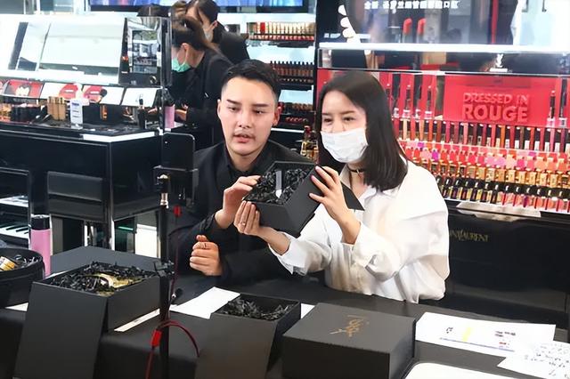 新手直播帶貨怎么找貨源怎么一件代發(fā)，想直播帶貨怎么找貨源？
