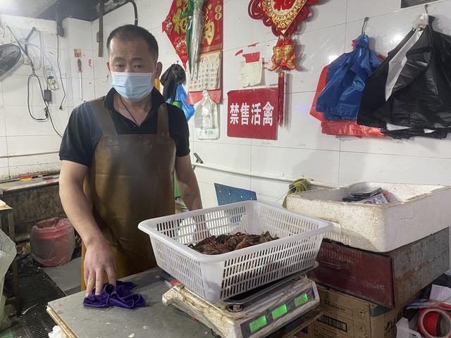 龍蝦批發(fā)8一10元一斤四川成都，成都小龍蝦批發(fā)多少錢(qián)一斤？