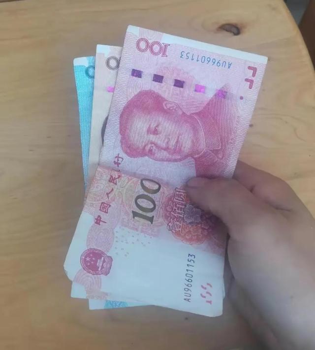 兩元店貨源從哪里進貨，2元店的東西從哪里批發(fā)的？