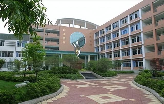 北海進(jìn)口啤酒批發(fā)，廣州批發(fā)啤酒去哪里進(jìn)貨便宜？