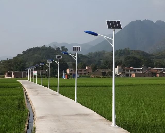 太陽能路燈批發(fā)廠，太陽能路燈批發(fā)？