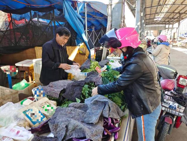 昆明蔬菜批發(fā)一手貨源在哪里找，昆明蔬菜批發(fā)一手貨源在哪里找到？