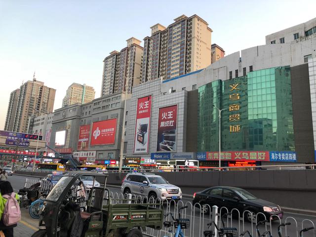 義烏尾貨批發(fā)一條街在哪里進貨便宜，義烏尾貨批發(fā)一條街在哪里進貨好？