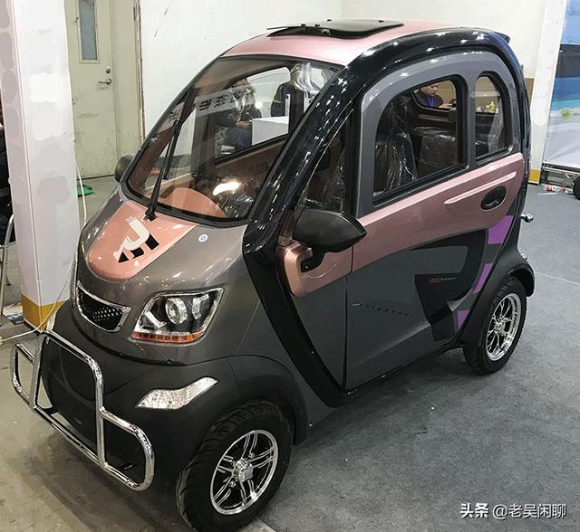 電車四輪批發(fā)廠家電話多少，四輪電車廠家批發(fā)市場？