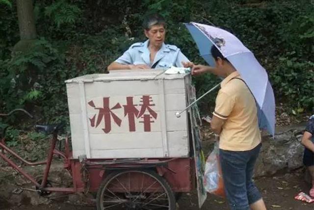 酒瓶批發(fā)廠家_酒瓶批發(fā)價(jià)，酒瓶批發(fā)廠家酒瓶批發(fā)價(jià)？