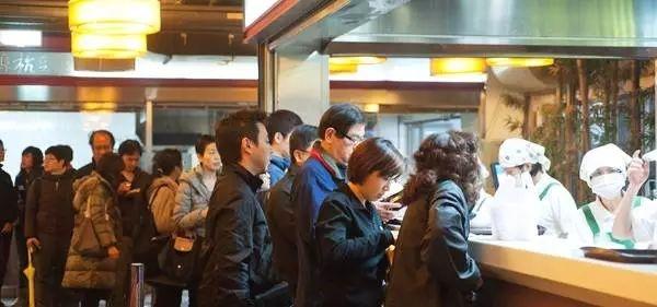 廣州早餐店半成品的包子哪里進(jìn)貨，早餐成品包子在哪里拿貨？