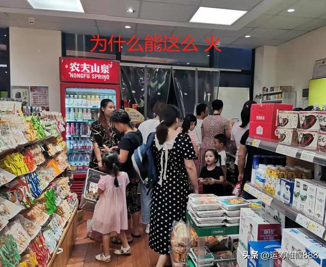 零食鋪子加盟好還是自己進(jìn)貨好呢，零食鋪子加盟好還是自己進(jìn)貨好呢知乎？