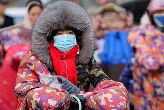 羽絨服批發(fā)哪里最便宜質(zhì)量好又好看，羽絨服哪里的好又便宜？