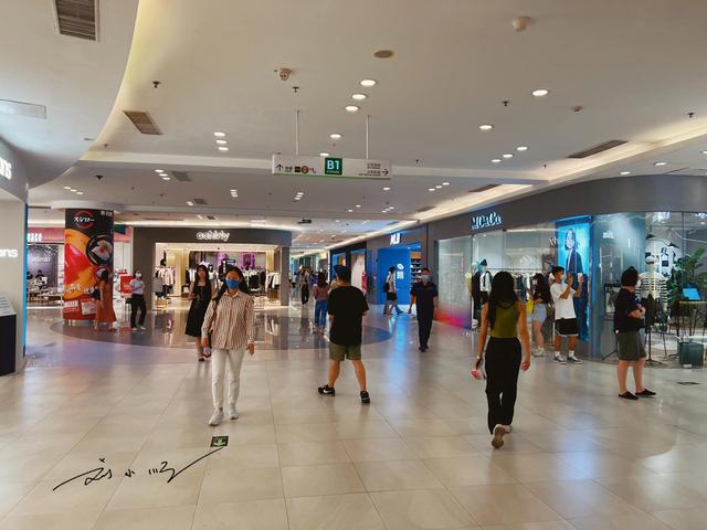 廣州沙河服裝批發(fā)市場(chǎng)，廣州沙河服裝批發(fā)市場(chǎng)在哪個(gè)區(qū)？