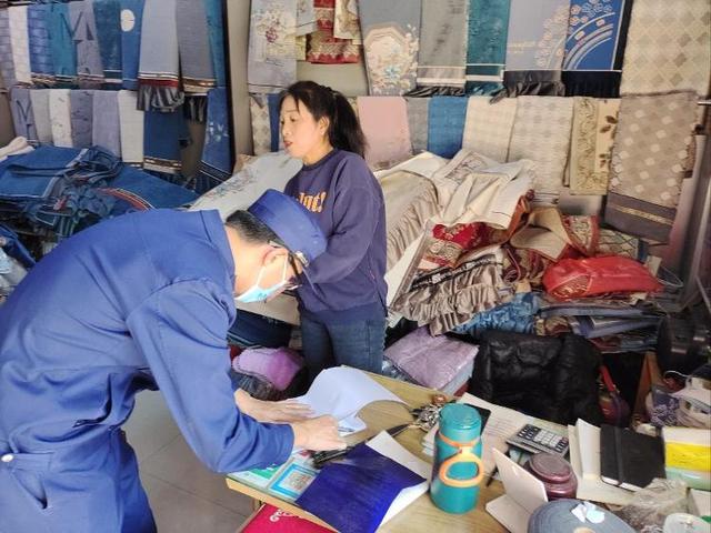 溫州批發(fā)衣服最便宜的地方在哪里進貨，溫州最便宜的服裝批發(fā)市場在哪里？