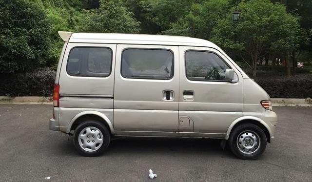 1萬以內(nèi)的二手面包車圖片及價格，面包車九座二手？