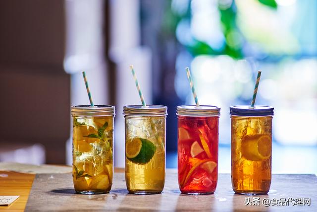 飲料代理網(wǎng)一半掛車(chē)康師傅飲料需要多少錢(qián)，康師傅飲料批發(fā)多少錢(qián)？