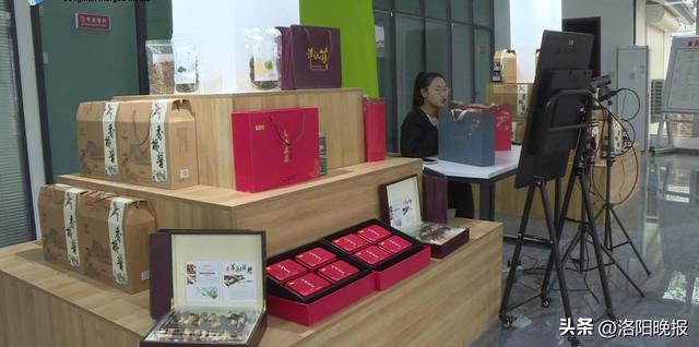 洛陽(yáng)開(kāi)網(wǎng)店找貨源多少錢，洛陽(yáng)開(kāi)網(wǎng)店找貨源多少錢一個(gè)月？