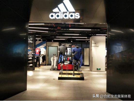 微商賣鞋子貨源怎么找，微商賣鞋子一手貨源？