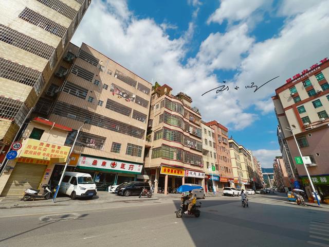 廣州淘寶有數(shù)據(jù)包貨源批發(fā)市場嗎在哪里，廣州淘寶供貨市場？