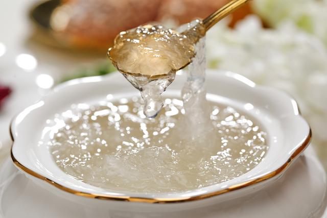 微商賣(mài)燕窩怎么找客源，微商賣(mài)燕窩怎么找客源呢？