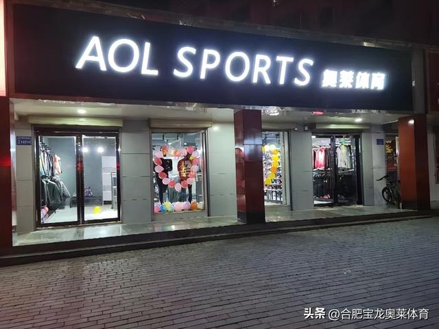 精仿阿迪耐克服裝一手貨源，高仿耐克阿迪進貨渠道？