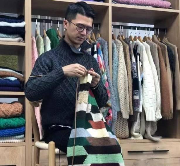 微商賣衣服的貨源網(wǎng)，微商賣衣服的貨源網(wǎng)址？