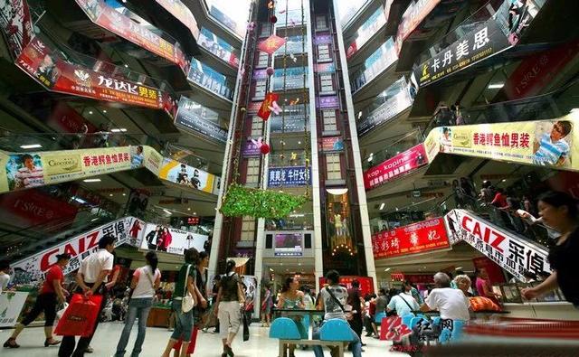 株洲女裝批發(fā)網(wǎng)店貨源在哪里，株洲女裝批發(fā)網(wǎng)店貨源在哪里找到？