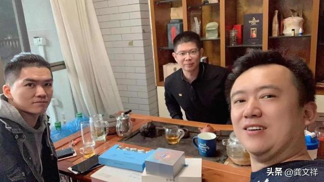 淘寶上賣女裝貨源的是真的嗎，淘寶直播專柜女裝是真的嗎？