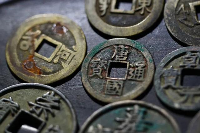 錢(qián)幣網(wǎng)店貨源怎么找，錢(qián)幣網(wǎng)店貨源怎么找到？