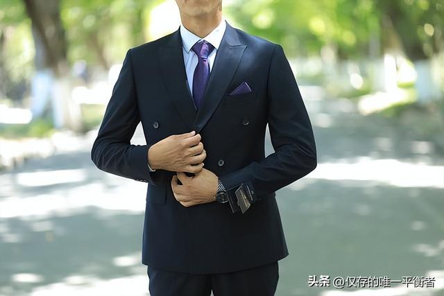 巴寶莉官網(wǎng)中國官方網(wǎng)男裝，巴寶莉官網(wǎng)中國官方網(wǎng)女包？