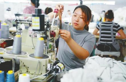 福永衣服批發(fā)在哪，福永時(shí)裝公司招聘？