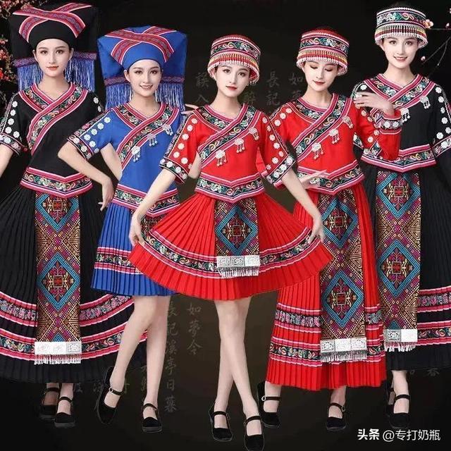 56個(gè)民族服飾圖片大全，民族服裝圖片大全女裝？